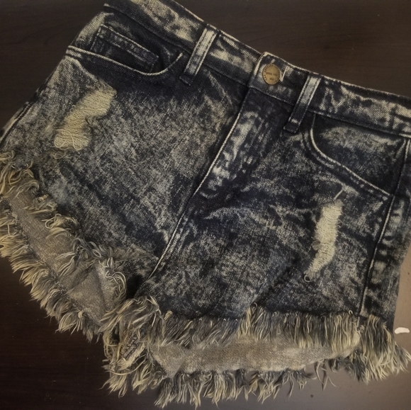 High Waist Denim Shorts - Picture 1 of 4